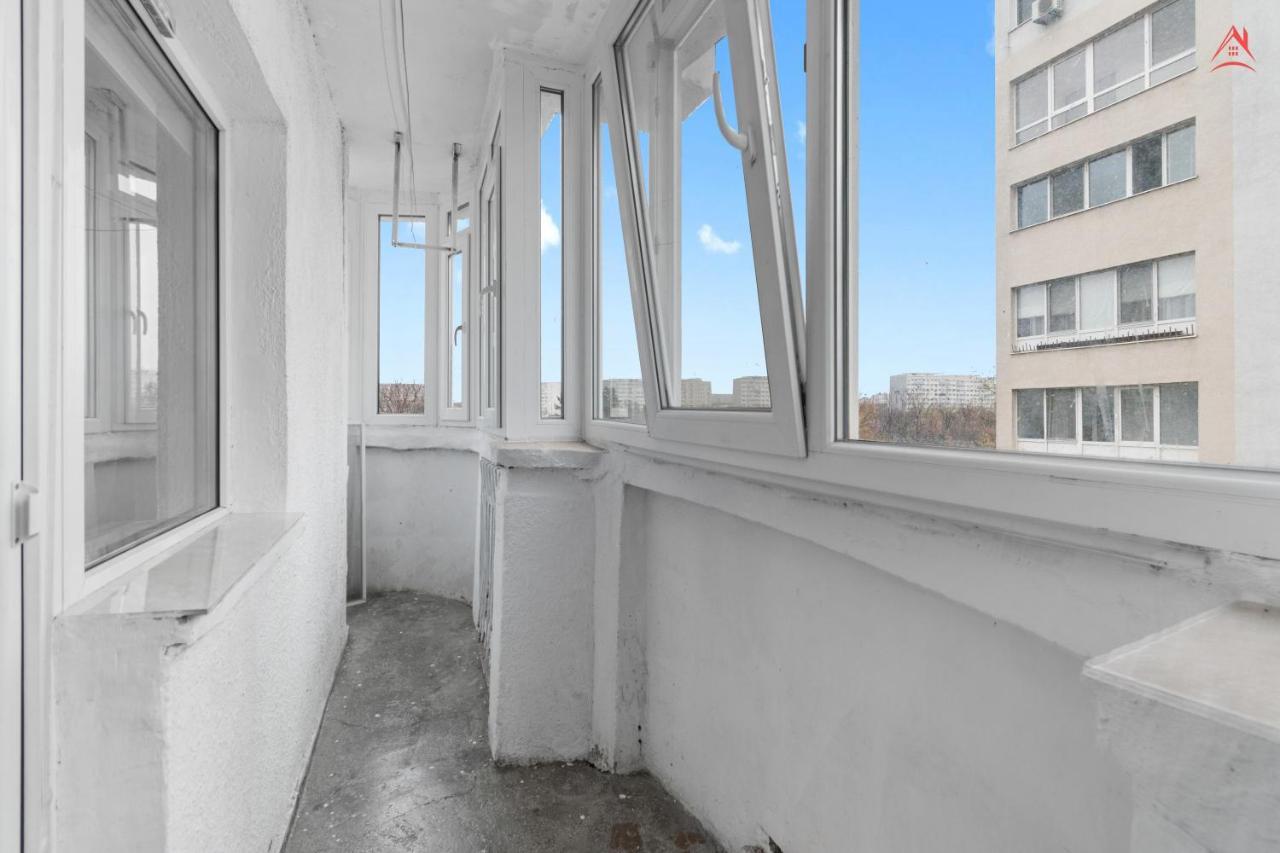 Dristor Large And Cozy Apartment Bucareste Exterior foto