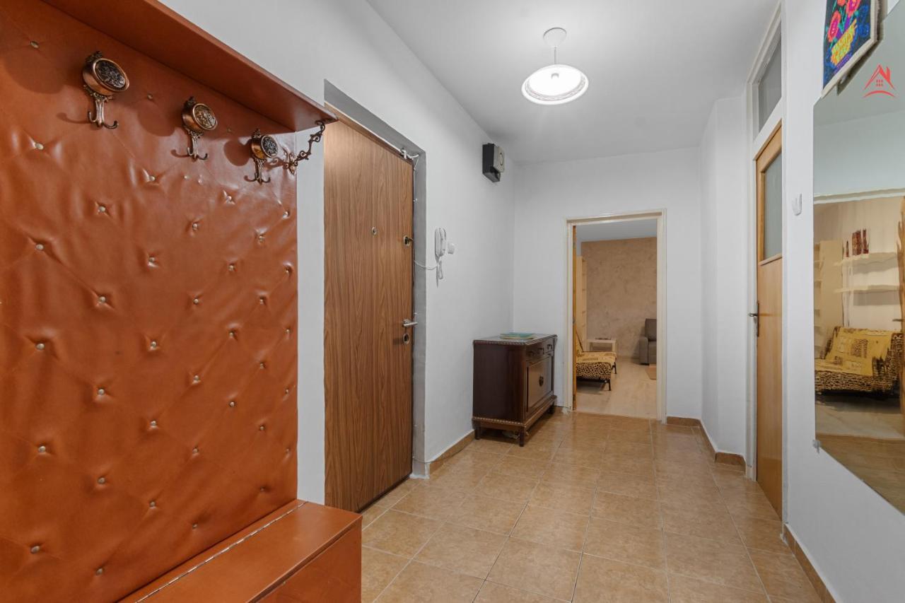 Dristor Large And Cozy Apartment Bucareste Exterior foto